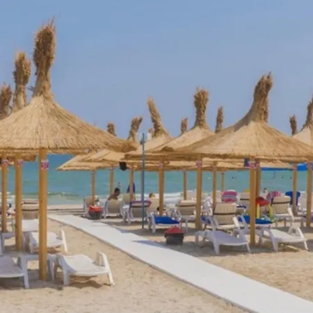 Mamaia Light Moon Apartment Apartament