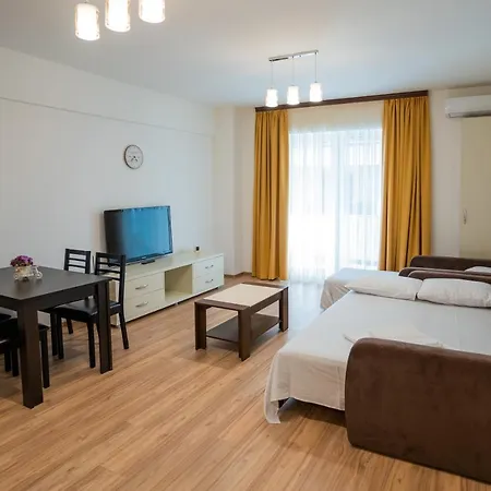 Mamaia Light Moon Apartment *