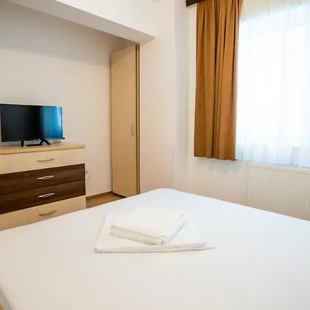 Mamaia Light Moon Apartment *
