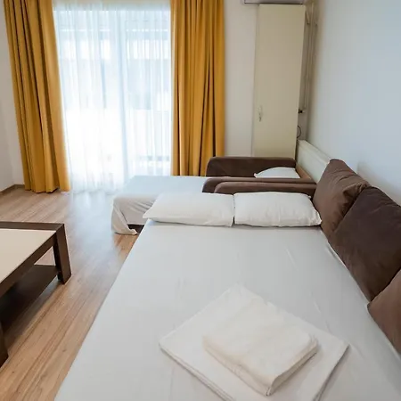 Mamaia Light Moon Apartment Apartmán